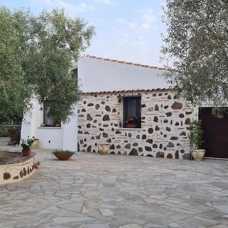 Barastula, Confort E Relax Orosei