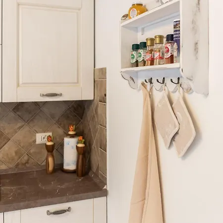 Barastula, Confort E Relax 別荘 オロゼーイ